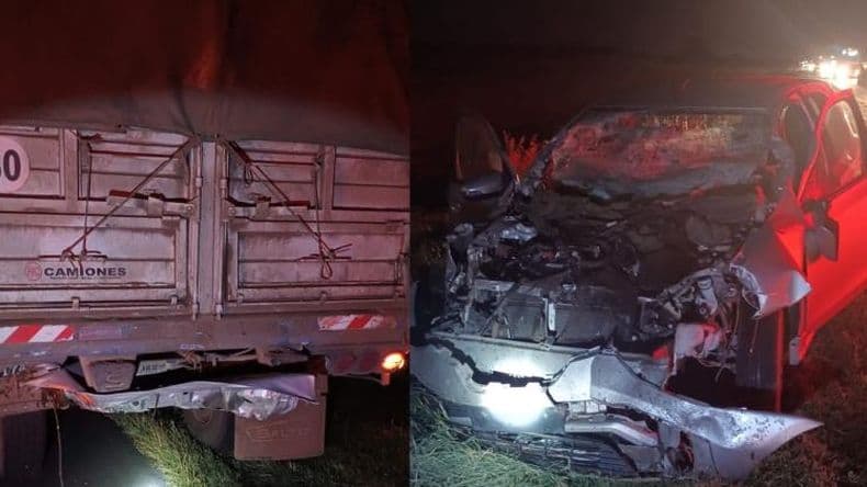 Conductores ilesos al colisionar un auto a un camión por alcance en la ruta 32