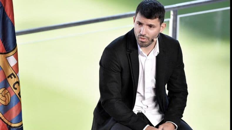 El "Kun" Agüero: "He decidido dejar el fútbol profesional"