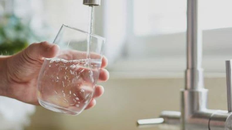 Alerta por filtros de agua: la Anmat prohibió seis marcas que se vendían online