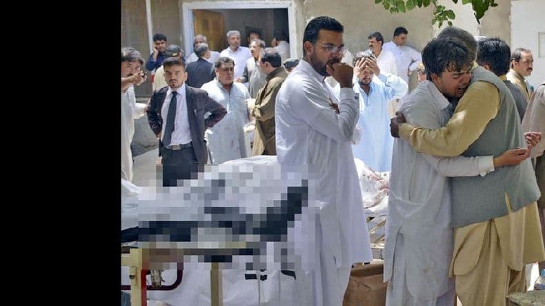 Atentado con bomba en un hospital de Pakistán