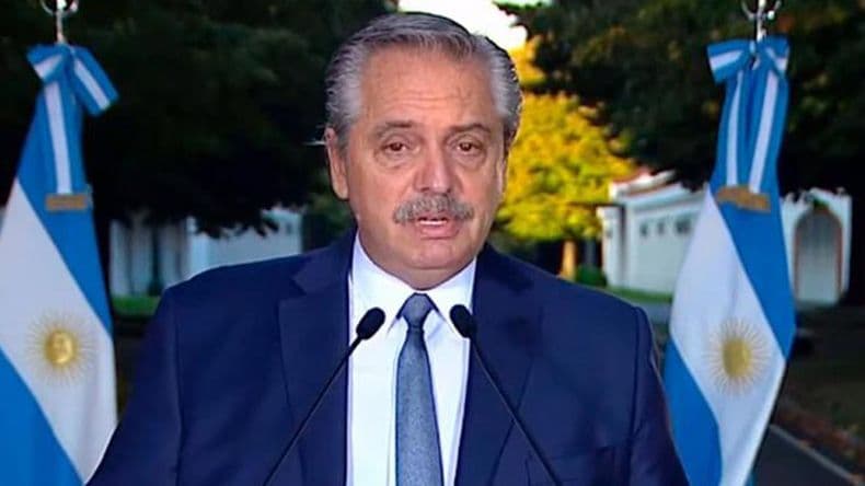 Suspensión de reuniones sociales y prohibición de circulación nocturna: Alberto Fernández anunció las nuevas restricciones
