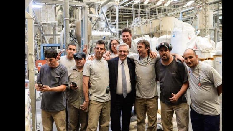 El presidente Alberto Fernández recorrió una Pyme en Tres de Febrero