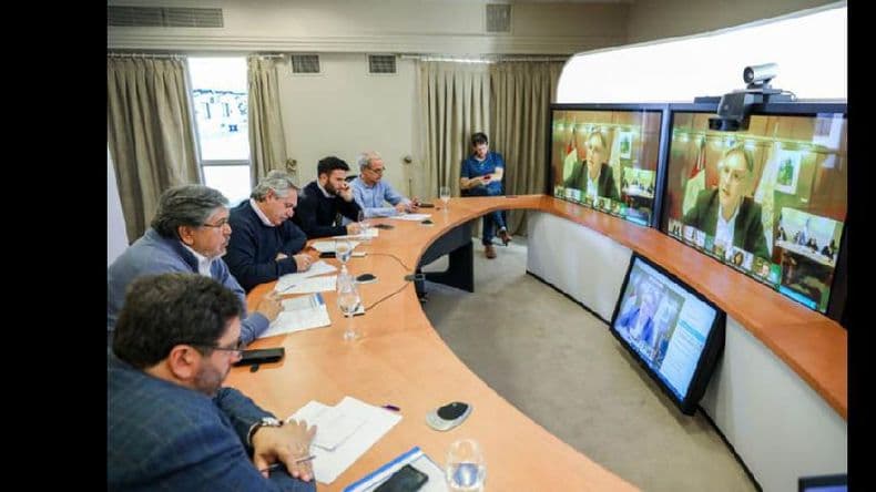 Cuarentena administrada: el Gobierno exceptuó del aislamiento a 11 actividades en 22 distritos