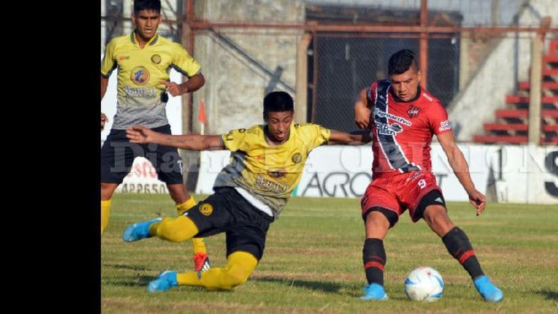 Alcides Miranda Moreira, un 9 a la altura de Douglas Haig
