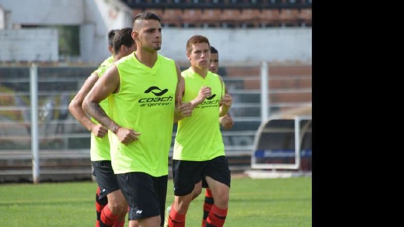Alejandro Cabral: “Estoy tratando de demostrarle al técnico que puedo estar”