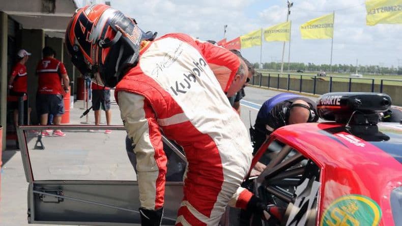 Domenech otra vez con las manos vacías: abandonó en la tercera del TC Mouras