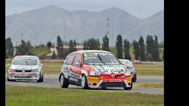Domenech fue quinto en San Luis y sigue siendo el líder del campeonato