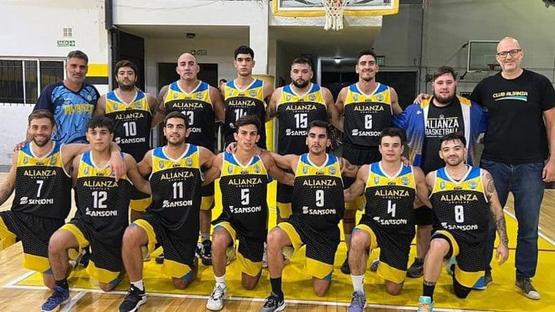 Basquet: Alianza extendió su racha de triunfos frente a "Comu" y es el único líder