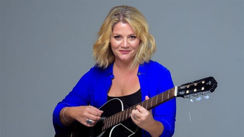 Anabella Zoch llega a Pergamino con un recital que celebra 30 años de música y raíz