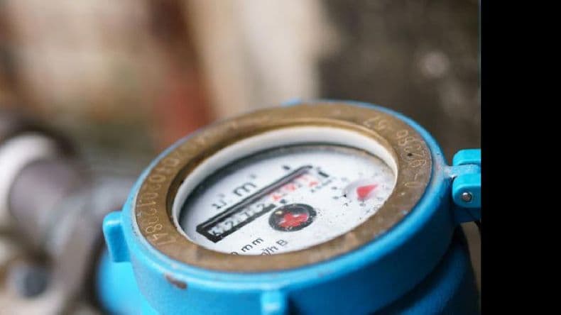 Barrios sin agua: problemas estructurales y anuncian severas multas por el derroche
