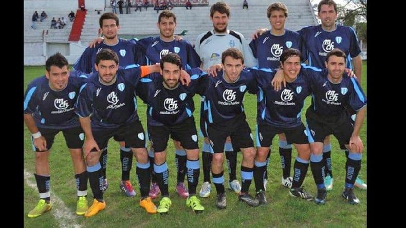 Alfonzo recibe esta noche al blanco en el cierre de la jornada en el fútbol local