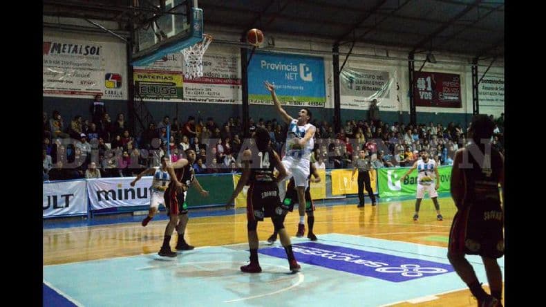 A estadio lleno, Argentino ganó en su debut en el Hexagonal U19