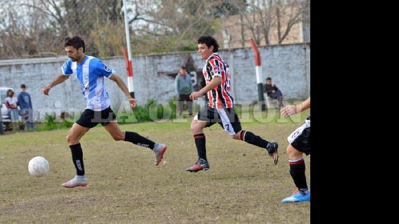 Argentino goleó a Racing y dio otro paso para adjudicarse la fase regular