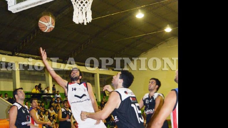 Basquetbol local: Argentino ganó sobre la chicharra en el comienzo de la última fecha