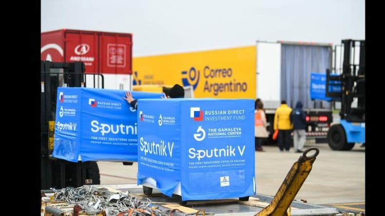 Llegaron 400 mil dosis del componente 2 de Sputnik V y el país supera las 43 millones de vacunas