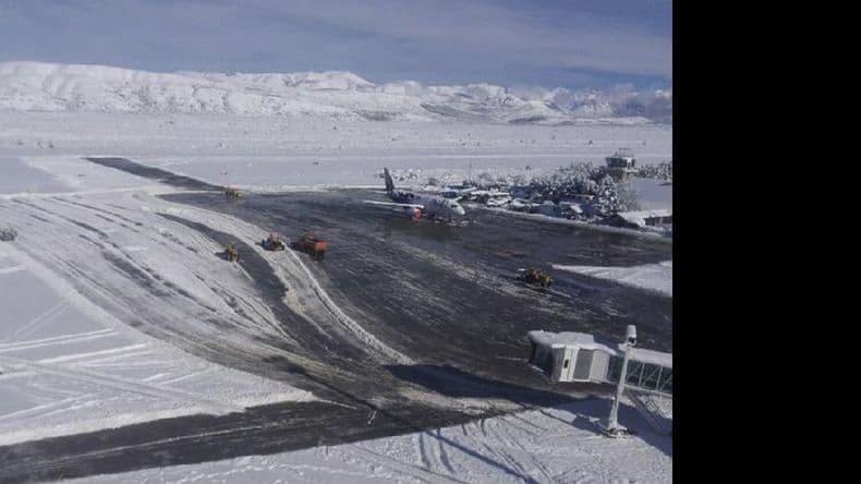 Fuerte temporal de nieve en la Patagonia: vuelos cancelados