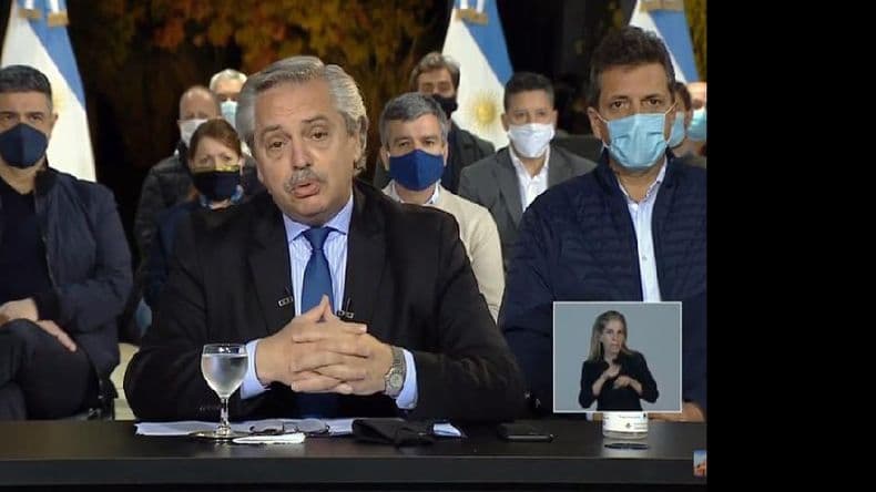 Alberto Fernández pidió a la Policía “deponer su actitud”