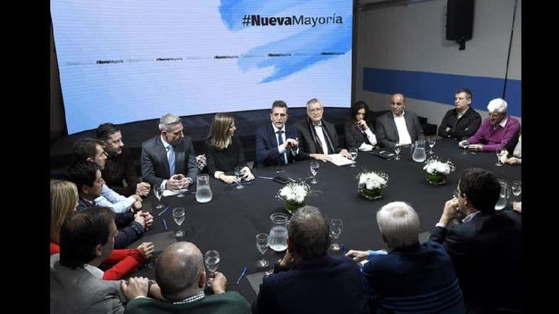 Massa se reunió con el PJ y confirmó que va hacia una coalición electoral común