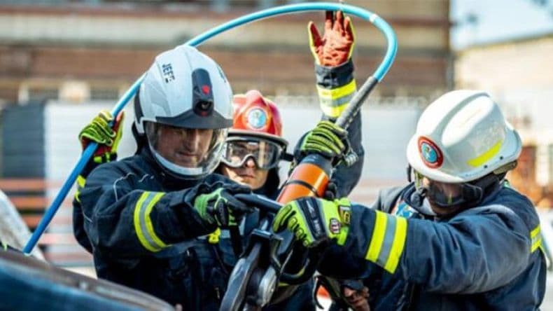 El Gobierno otorgó subsidios a los Bomberos Voluntarios del interior