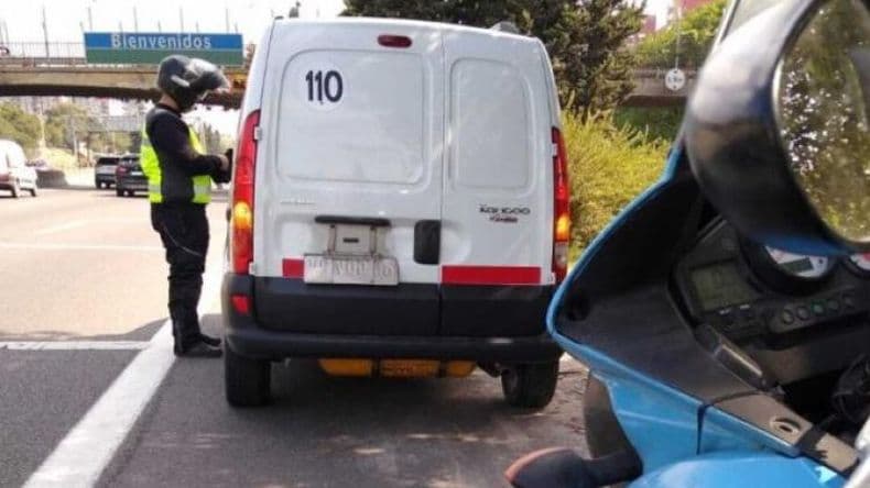 Tapa patentes: cada vez hay más "vivos", pero las multas duelen al bolsillo