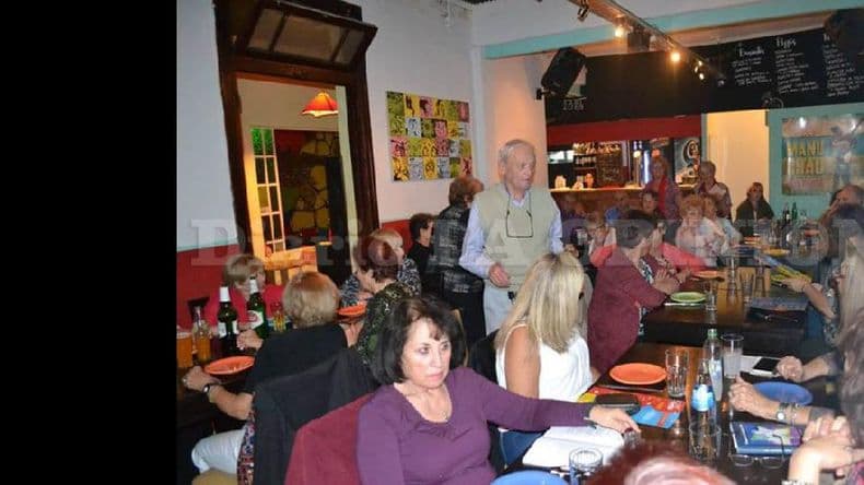 El Café Literario comienza a transitar su 10º aniversario