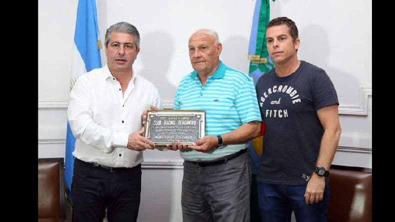 Racing y Compañía fueron reconocidos por sus 100 años