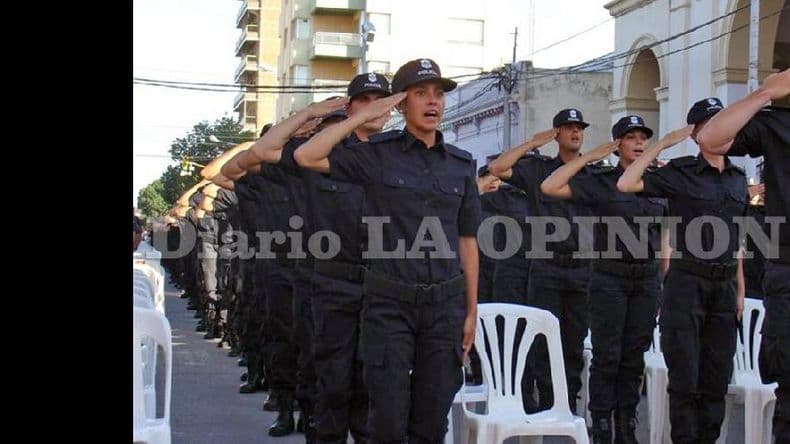 La Policía incorporó 48 efectivos que egresaron del Instituto de Formación