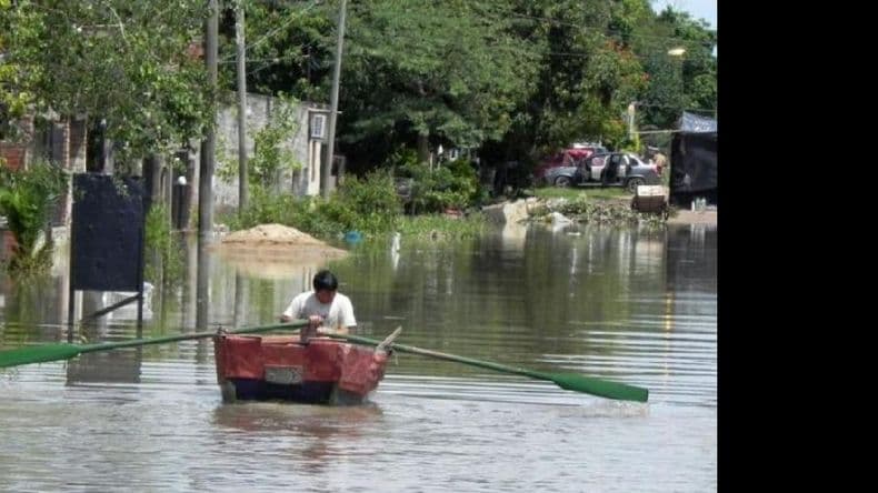 Inundaciones en el Litoral: hay más de 8.000 evacuados