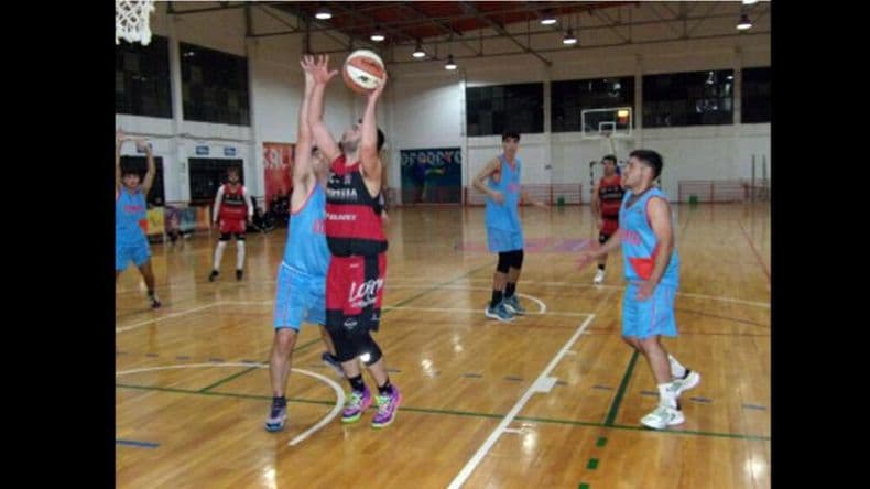 Basquet: derrota de Juventud ante Círculo en el inicio de la quinta fecha, que seguirá hoy