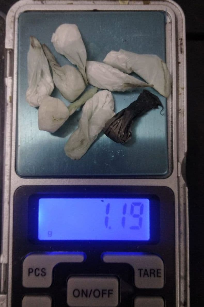 Interceptaron a dos adolescentes inimputables con cocaína y marihuana en moto y los usarían para narcomenudeo