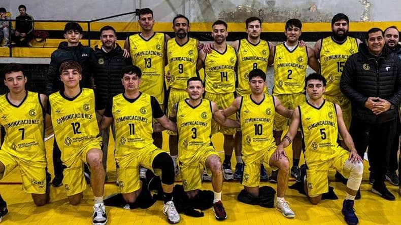 Comunicaciones visita a Estudiantes de La Plata en el Torneo Pre Federal
