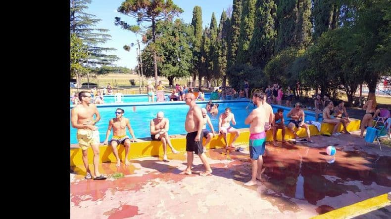 Tras el cambio de directiva, “Comu” transita con creces una atípica temporada de pileta