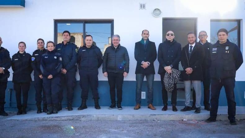 Martínez participó de la inauguración del nuevo Laboratorio de la Policía Científica