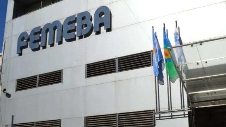 Femeba respondió con dureza a Ioma y podría dejar de asistir a pacientes en toda la provincia