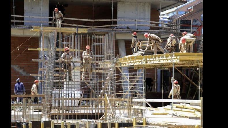 En 2019 los precios mayoristas subieron 58,5% y el costo de la construcción 47,8%