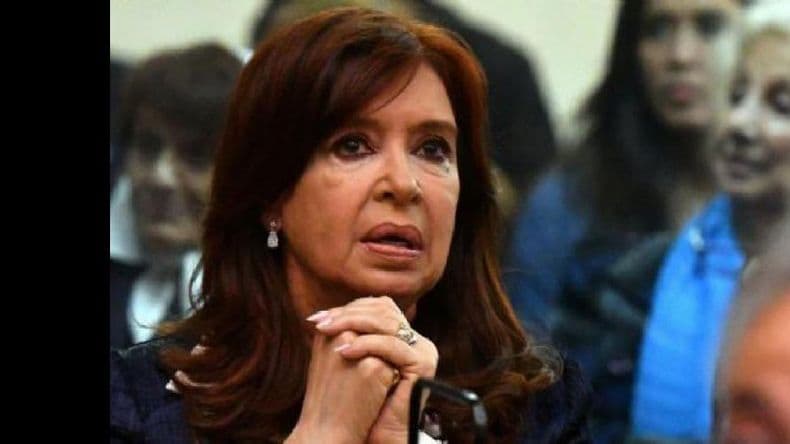 Cristina denunció al gobierno de Macri de perseguirla con la Afip
