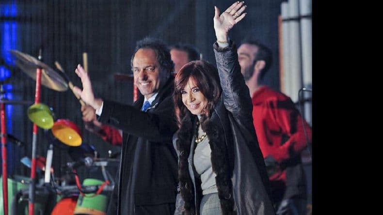 La presidenta le hizo un guiño a Scioli en la reinauguración de Tecnópolis