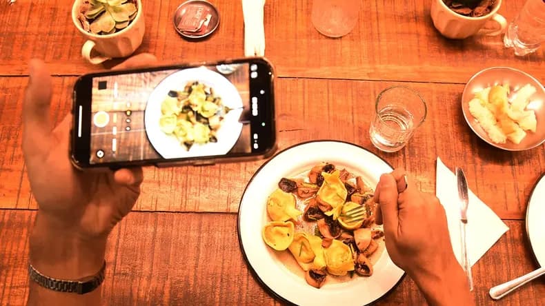 Influencers de la gastronomía: nuevos críticos de redes sociales