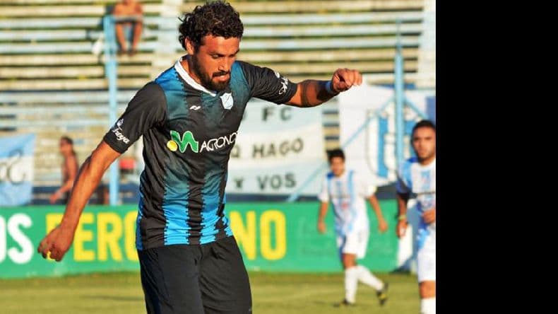 Darío Palavecino: “Tenemos que salir rápido a buscar un gol que nos dé tranquilidad”