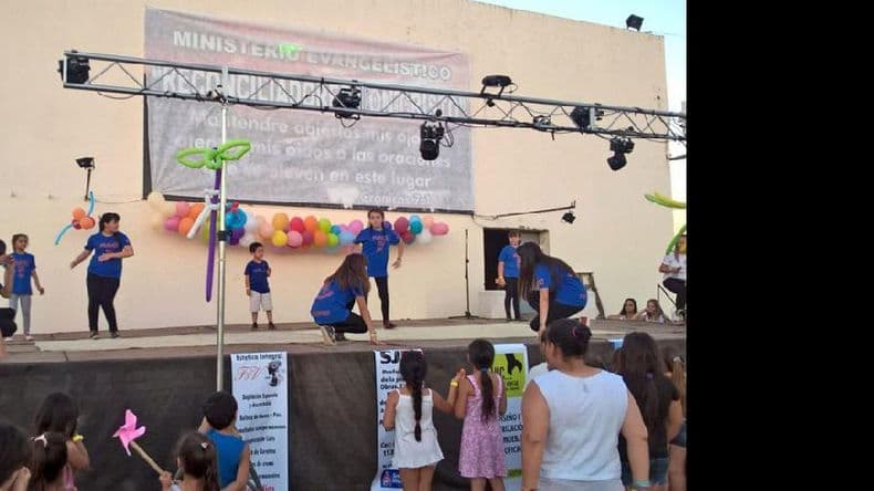 Más de cuatrocientas personas disfrutaron del “Por más familias”
