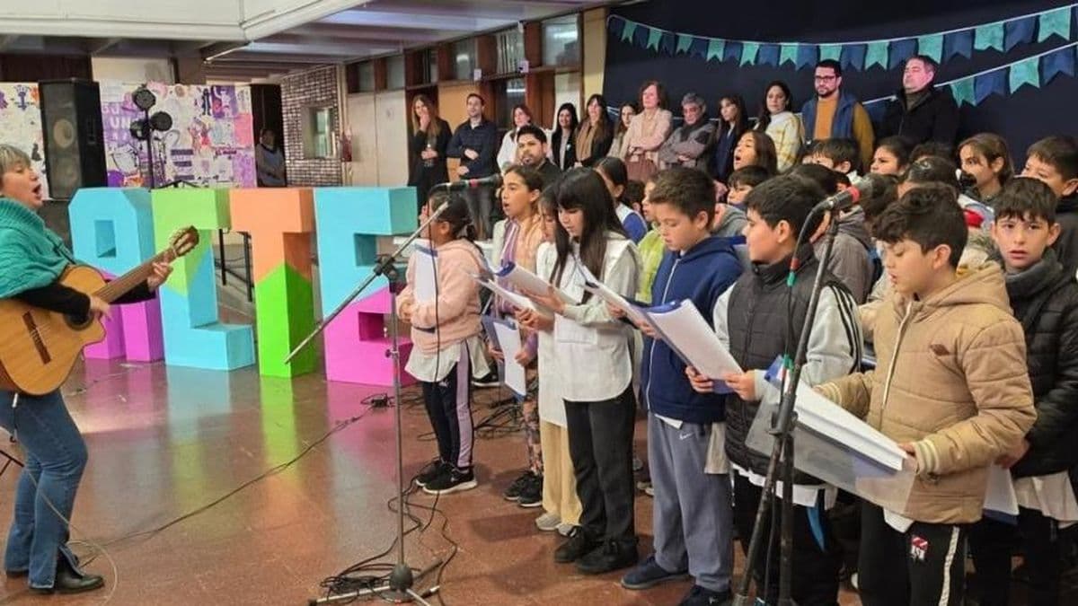 Salto: Apertura de la Feria de Ciencias y Tecnología en la Escuela San Martín