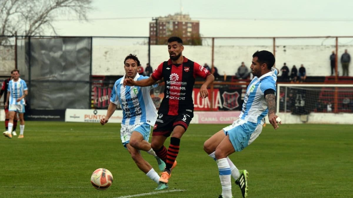 Douglas Haig no pudo cortar la sequía de goles