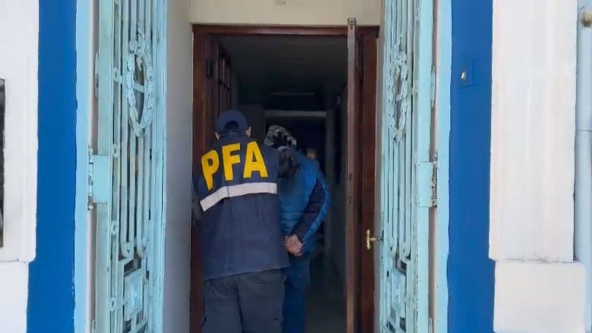 Allanamiento de Cibercrimen en Pergamino: un detenido por producir material de abuso sexual infantil