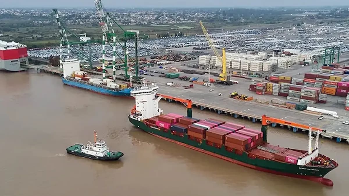 Terminal Zárate destaca el rol clave de la Prefectura en la navegación segura del sistema fluvial argentino
