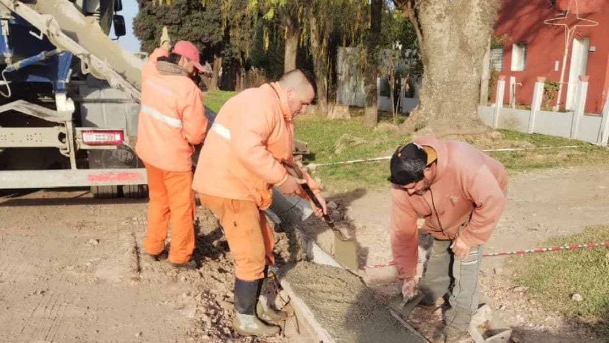 La Violeta: Mejoras integrales en el pueblo y obras de cordón cuneta