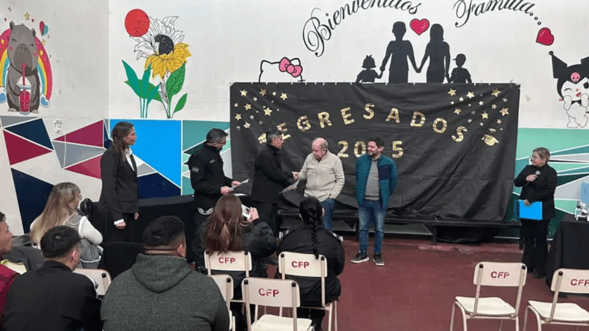San Nicolás: Cursos de oficios y nuevas oportunidades, emotiva ceremonia en la Unidad Penal 3