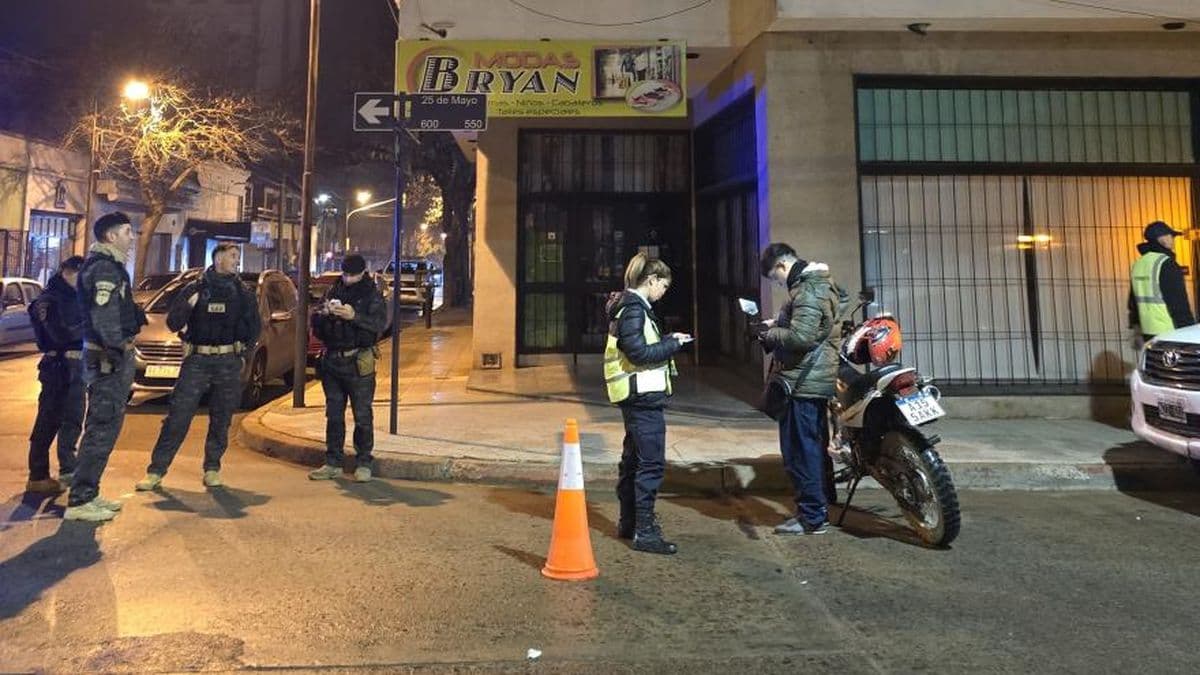 Salto: Secuestran cuatro vehículos durante operativos nocturnos de control