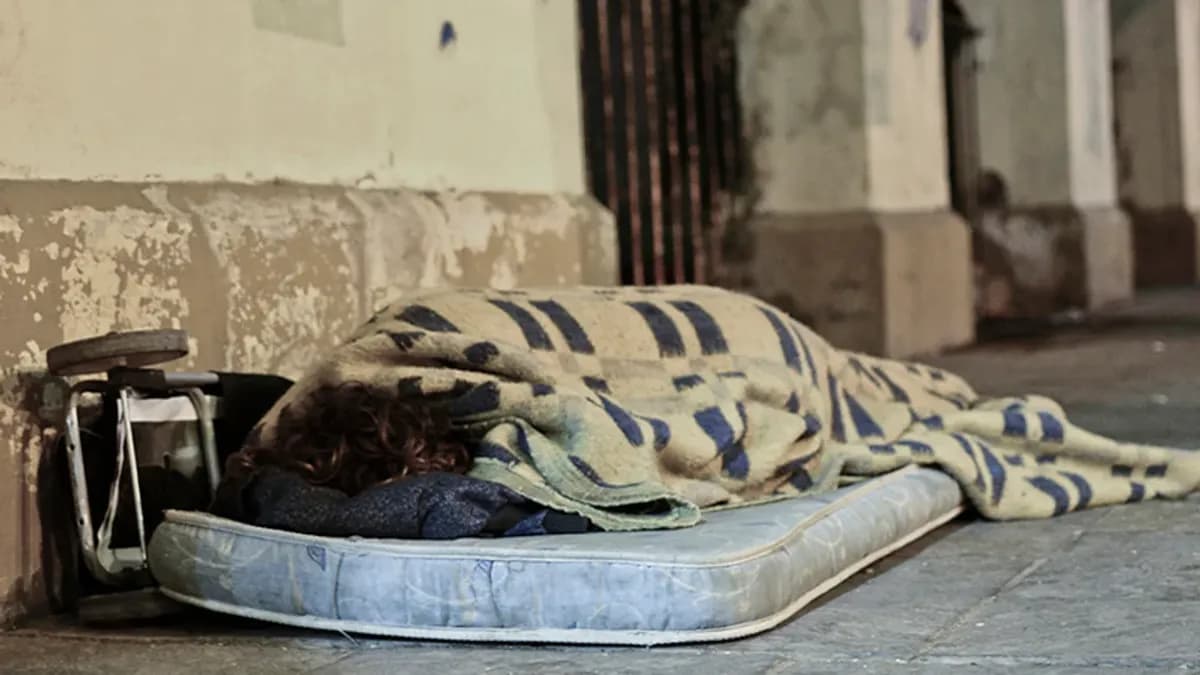 Cáritas San Nicolás alertó por el aumento de personas en situación de calle y la demanda de ayuda