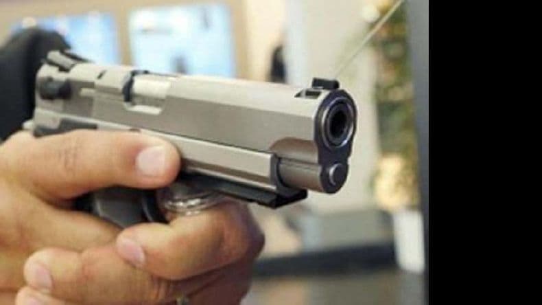 Denunciaron asaltos con armas y el robo de unos 90.000 pesos de un domicilio