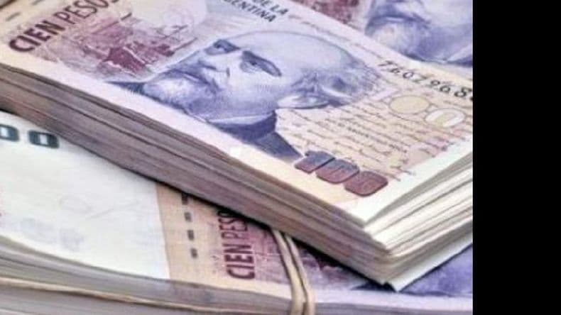 Una mujer denunció que albañiles le robaron 70.000 pesos en ahorros